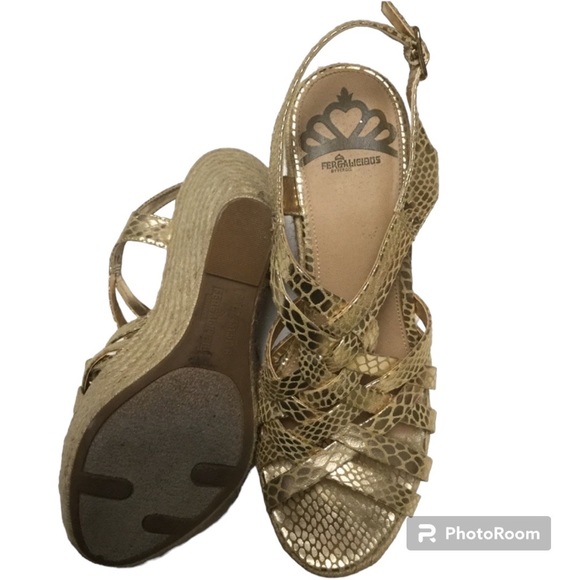 SALE 🛍️ Fergalicious Gold Wedge Platforms with Rope Detail Size 9 - Picture 5 of 5